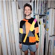 Ingenieur und Künstler unterstützt auf dem Weg durch Mathematik und Physik